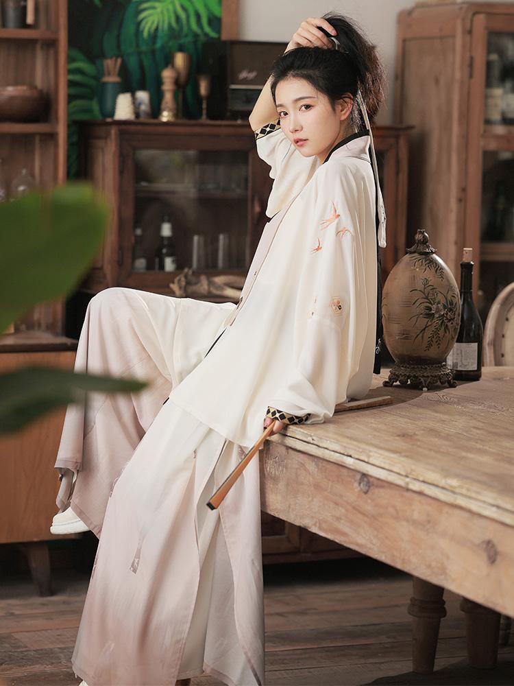 Hanfu Cardigan and Trousers (Summer Style)