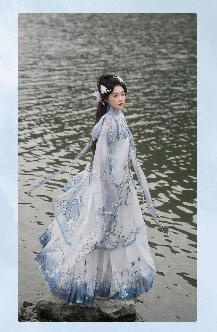 Ming Dynasty Hanfu Mamianqun [Blue and White Porcelain]