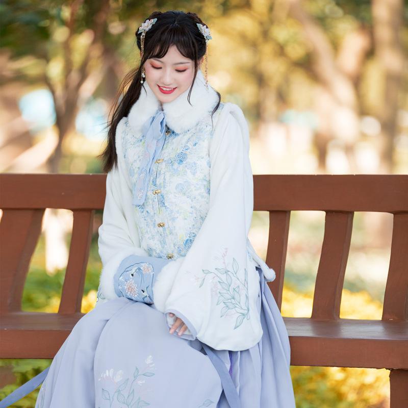 Cross-Colar Hanfu for Autumn and Winter (Bijia + Cross Collar + Mamianqun)