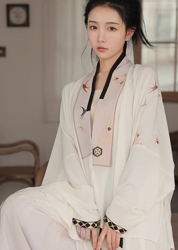 Hanfu Cardigan and Trousers (Summer Style)