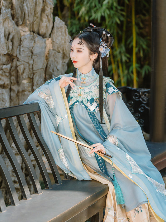 Smoke Green Cardigan Hanfu